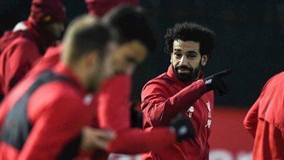 التشكيل المتوقع.. محمد صلاح يعود لقيادة ليفربول أمام نابولي