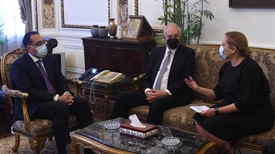 وزير المالية الفرنسي: ماكرون حريص على دعم مصر لاجتياز تداعيات الأزمة الروسية الأوكرانية