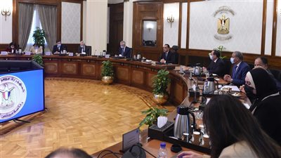 رئيس الوزراء يشهد توقيع اتفاق تعاون في الطاقة المتجددة والهيدروجين الأخضر