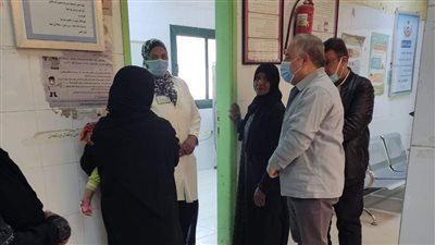 مدير صحة الأقصر يتابع عمل الفرق المتحركة لحملة التطعيم ضد شلل الأطفال | صور