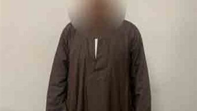 قلب ولدي علىّ حجر.. حبس شاب أنهي حياة والدته بعدة طعنات في قنا