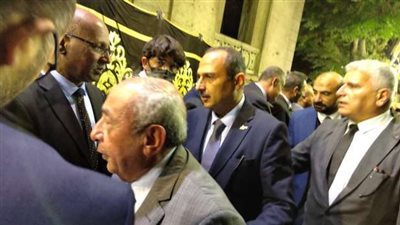 طارق النبراوي يشارك في عزاء رجائي عطية نقيب المحامين