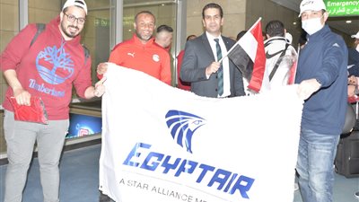 مشجعو منتخب مصر يصلون إلى العاصمة السنغالية داكار |فيديو 