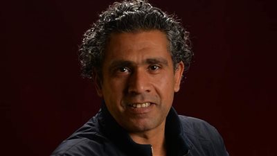 الحزن يخيم على الوسط الأدبي بعد رحيل القاص محمد عبد المنعم زهران