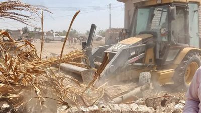 محافظ المنيا: إزالة 2699 حالة تعد بالبناء المخالف على أملاك الدولة والأراضي الزراعية
