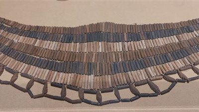 الآثار تفتتح معرضًا أثريًا بمتحف ملوي يعرض 19 قطعة أثرية لأدوات الزينة والتجميل