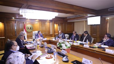 وزير التعليم العالي خلال اجتماع صندوق تطوير التعليم: إنشاء جامعة مصر التكنولوجية الدولية