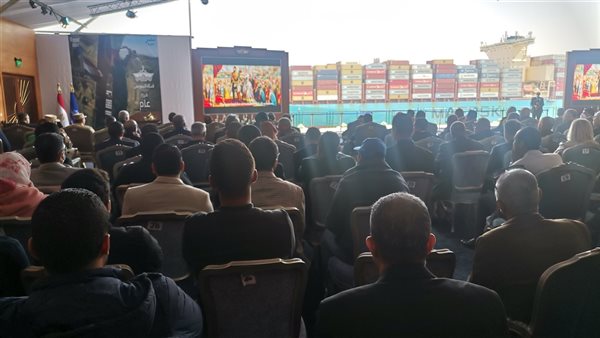 منصة الإحتفال على