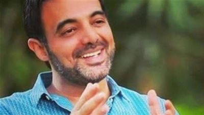 عمرو محمود ياسين عن أداء محمد صلاح: إزاي كان وحِش بالشكل ده؟