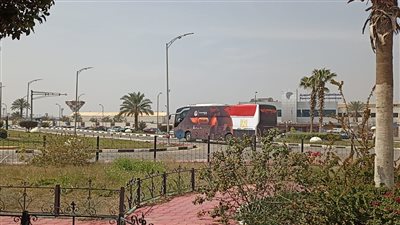 طائرة منتخب مصر تصل إلى مطار القاهرة قادمة من السنغال