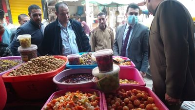 ضبط 1.5 طن فول مجروش غير صالحة للاستهلاك الآدمي بالفيوم