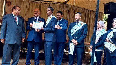 14 صورة ترصد تنصيب اتحاد طلاب كلية الألسن بجامعة الأقصر