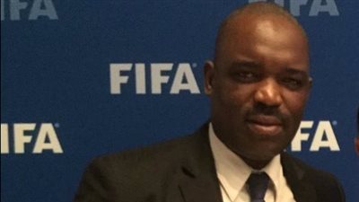 كاف يعزي أسرة طبيب مباراة غانا ونيجيريا