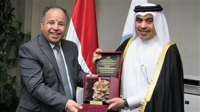 وزير المالية: نستهدف جذب الاستثمارات القطرية للاستفادة من الفرص التنموية الواعدة