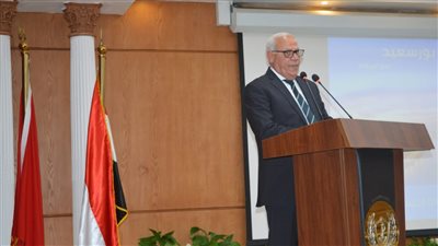 محافظ بورسعيد لـ المزارعين: توريد القمح للصوامع الحكومية واجب قومي