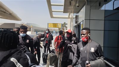 وصول بعثة زاناكو الزامبي إلى القاهرة استعدادًا لمواجهة بيراميدز في الكونفدرالية |صور 