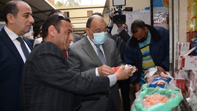 وزير التنمية المحلية يطلق مبادرة سند الخير لتوفير السلع الغذائية بأسعار مخفضة في رمضان