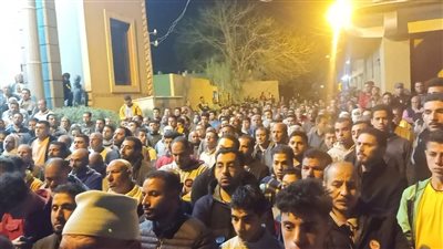 المئات يودعون سابع ضحايا مركب الهجرة غير الشرعية بالمنوفية | صور