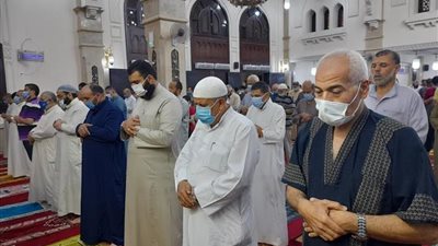 هل تجوز صلاة التراويح بعد المغرب؟.. الإفتاء تجيب 