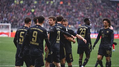 خطأ غير مقصود.. بايرن ميونخ يواجه فرايبورج بـ12 لاعبًا 