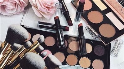 رئيس شعبة الكوافير: التجار بيخبوا المنتجات لرفع أسعارها 