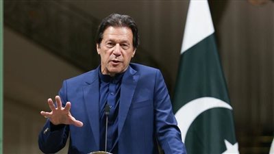 عمران خان يحدد مهلة نهائية للدعوة لإجراء انتخابات مبكرة في باكستان.. ويهدد بحل المجالس النيابية