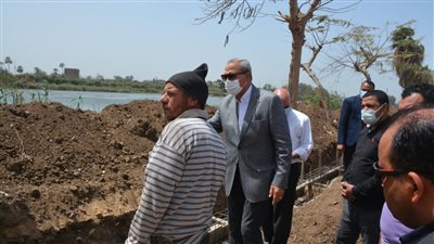 محافظ القليوبية يتفقد أعمال تنفيذ مشروعات بمدينتي بنها وكفر شكر