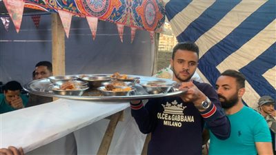 موائد الرحمن ببورسعيد.. أجود الأطعمة في انتظار الصائمين  | صور وفيديو