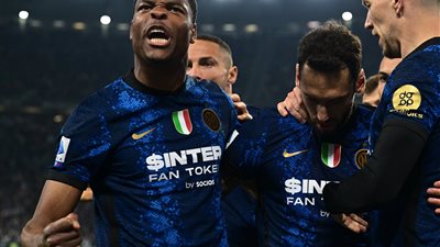 إنتر ميلان يعبر يوفنتوس بهدف في قمة الجولة 31 من الدوري الإيطالي 