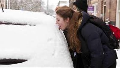 الشهية الشديدة لـ مضغ الثلج يرجع سببها إلى فقر الدم في الجسم