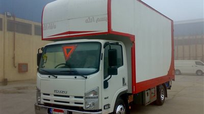 الجمارك: تخفيض ضريبة القيمة المضافة 5% على الجرارات وسيارات النقل المستوردة