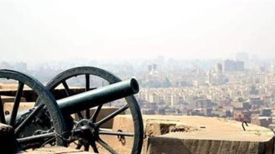 هل الإفطار في رمضان بمدفع الإفطار أم بالأذان؟.. الأزهر للفتوى: لا هذا ولا ذاك