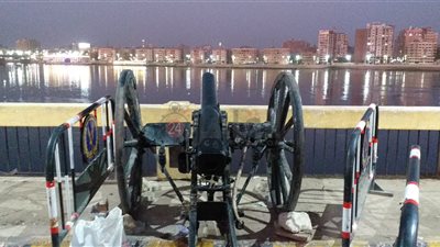 عمره أكثر من 100 عام.. مدفع الإفطار أهم المظاهر الرمضانية في سوهاج| صور