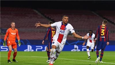 كيليان مبابي يستبعد الانضمام لبرشلونة في الصيف