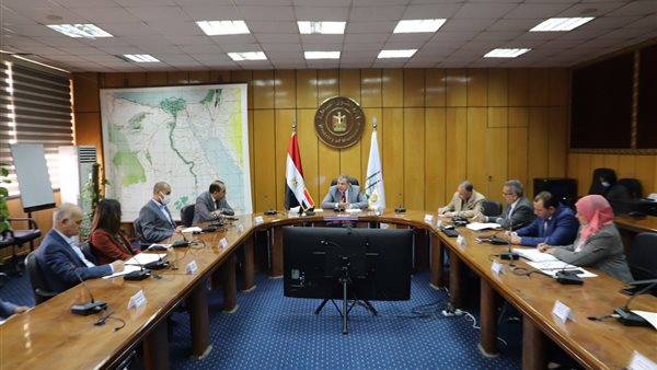 وزير القوى العاملة