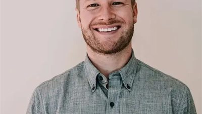 انتحار شاب بريطاني بعد إصابته بحالة نادرة من متلازمة تخمر الأمعاء