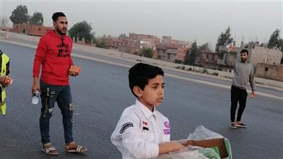 ماتشلش هم فطارك.. شباب شما ينظمون حملات إفطار صائم على الطريق الإقليمي بالمنوفية