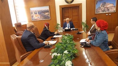 محافظ بورسعيد يبحث سبل تنشيط السياحة البيئية والطبيعية