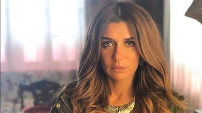 رامز جلال عن غادة عادل: في رقبتها 5 عيال وكلبين وقطة