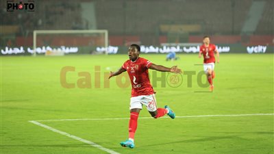 الهلال السوداني يجدد طلبه لشراء ميكيسوني نهائيا من الأهلي | خاص