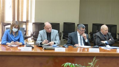 الجمعية المصرية اللبنانية لرجال الأعمال: اضطراب غير مسبوق في سلاسل التوريد والإمداد وارتفاع تكاليف الشحن | صور