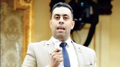 برلماني: محافظ بورسعيد يتعمد القضاء علي أحلام الشباب المتقدمين لمشروع الإسكان التعاوني