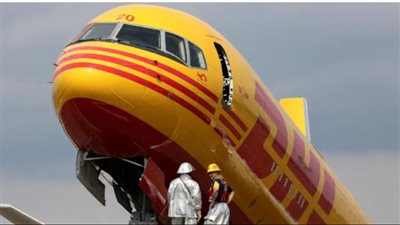  طائرة شحن تنشطر لجزأين خلال هبوط اضطراري بمطار في كوستاريكا| فيديو وصور