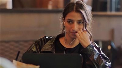 انتو جزء من الخطوات اللي باخدها.. رسالة جديدة من أميرة أديب لجمهورها