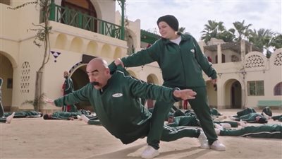 المزاريطة تدخل لعبة الحبار ومربوحة تنقذ الكبير.. لقطات من الحلقة السابعة لمسلسل الكبير أوي 6