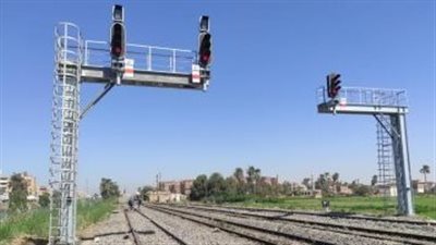 ضبط عاطل يسرق مهمات السكة الحديد بسوهاج