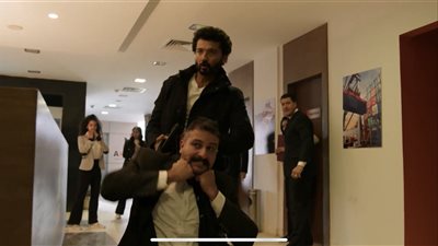 ملخص أحداث الحلقة السابعة من مسلسل راجعين يا هوى.. خالد النبوي يكتشف مُدبّر حادث قتله |صور 