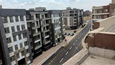 مسئولو جهاز بدر يتفقدون سير العمل بمشروع دار مصر للإسكان المتوسط