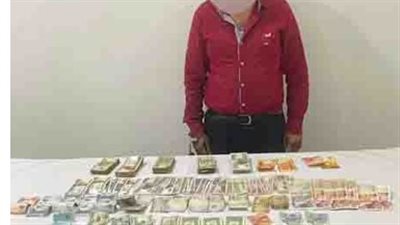 القبض على شخص بتهمة الاتجار بالنقد الأجنبي في القاهرة
