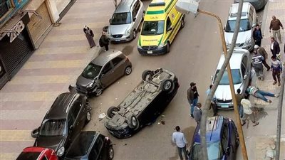 إصابة 7 أشخاص في انقلاب ملاكي وميكروباص بـ الإسكندرية